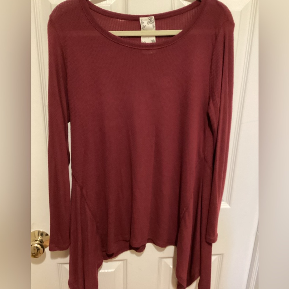 Cotton tee with shark bite detail, size L, burgundy, machine wash, hang to dry.